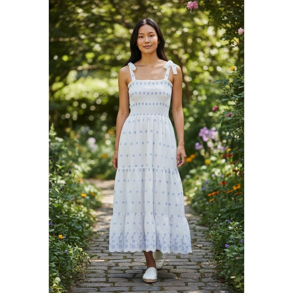 Maxi Dress Womens XL Graduation Party White Smocked Floral Eyelet Cottage Boho